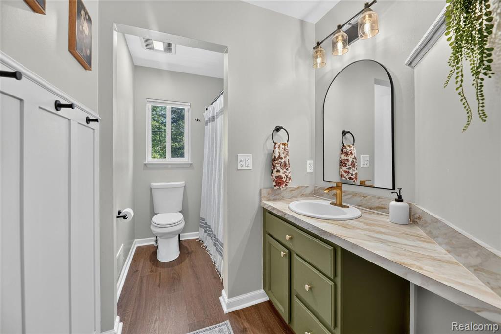 554 Bluewater Drive, Holly, MI 48442 — Photo 30