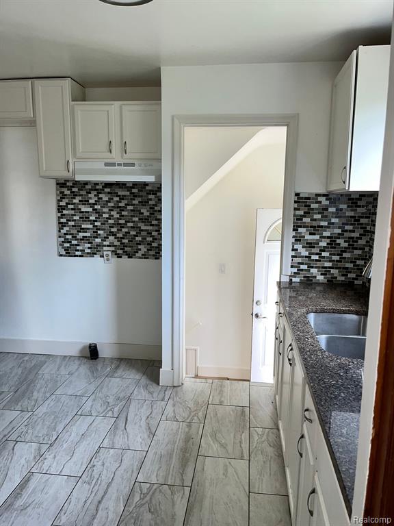 4226 CADIEUX Road, Detroit, MI 48224 — Photo 3