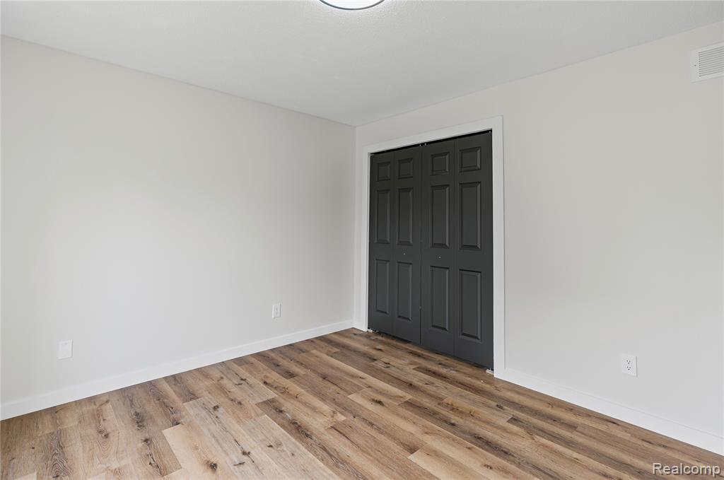 507 Charing Cross Drive, Grand Blanc, MI 48439 — Photo 40