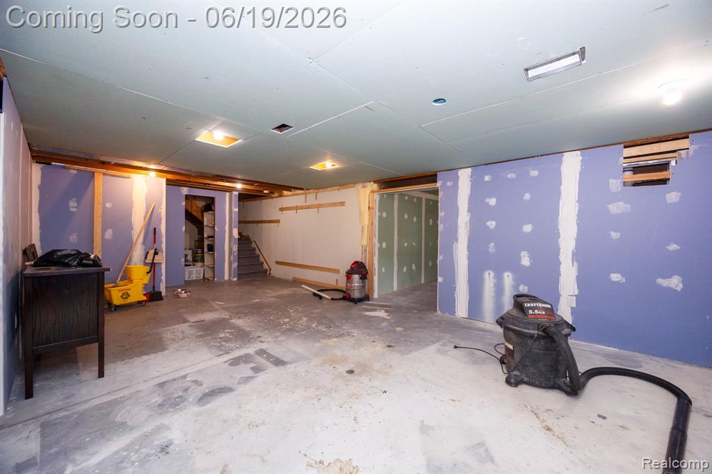 17680 Fox Glen Drive, Riverview, MI 48193 — Photo 42