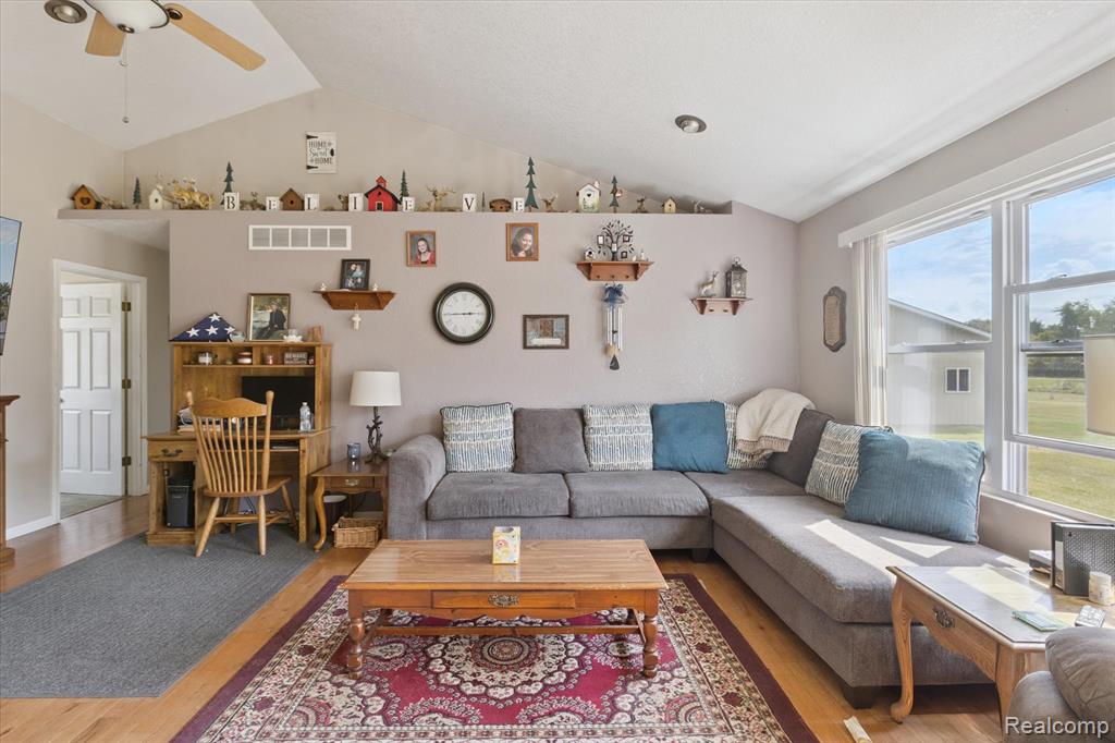 725 Alexander Lane, Vassar, MI 48768 — Photo 6