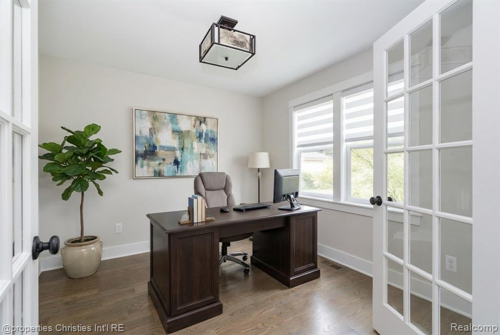 805 Forest Avenue, Royal Oak, MI 48067 — Photo 24
