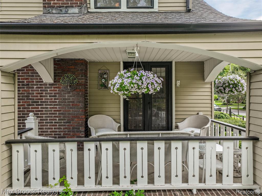 454 W Oakridge Street, Ferndale, MI 48220 — Photo 36