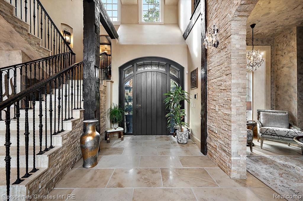 3701 Northwood, West Bloomfield, MI, 48324