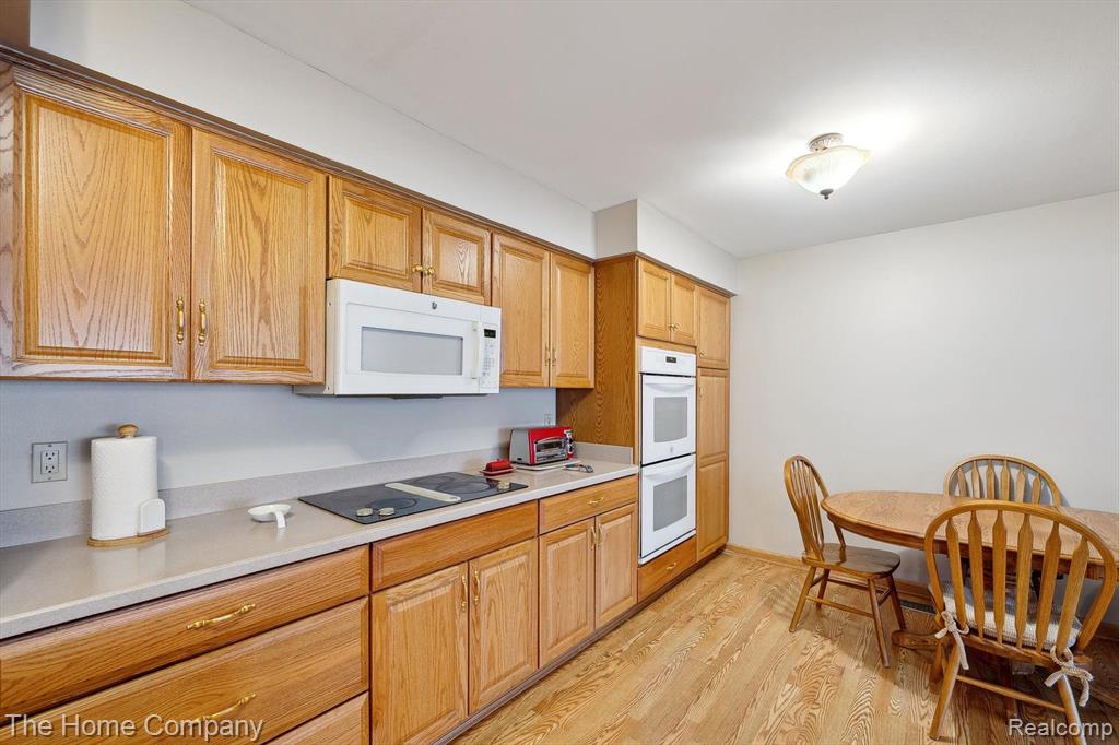 4473 Parkside Boulevard, Allen Park, MI 48101 — Photo 11
