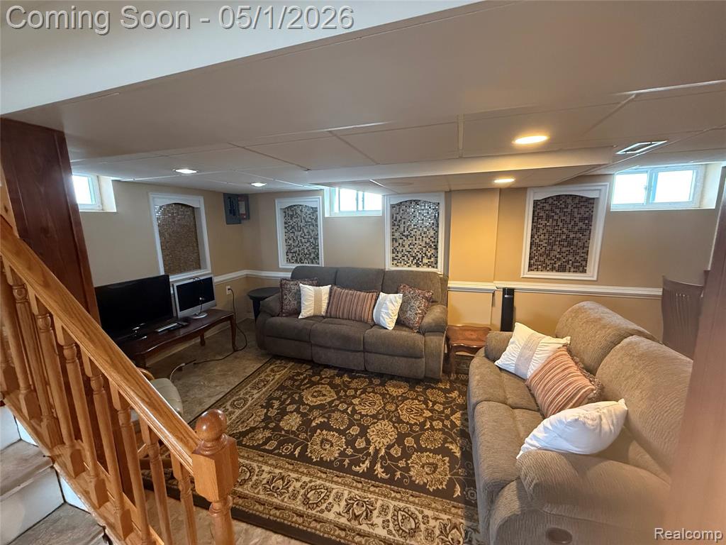 6401 Kenilworth Street, Dearborn, MI 48126 — Photo 11