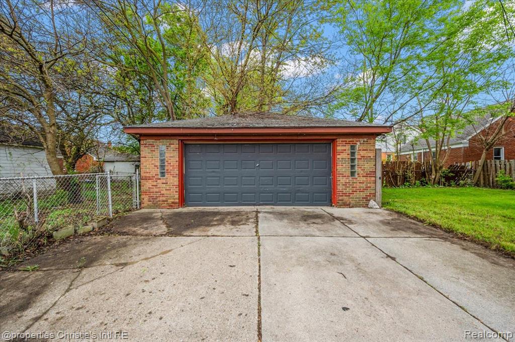 13916 Rossini Drive, Detroit, MI 48205 — Photo 28