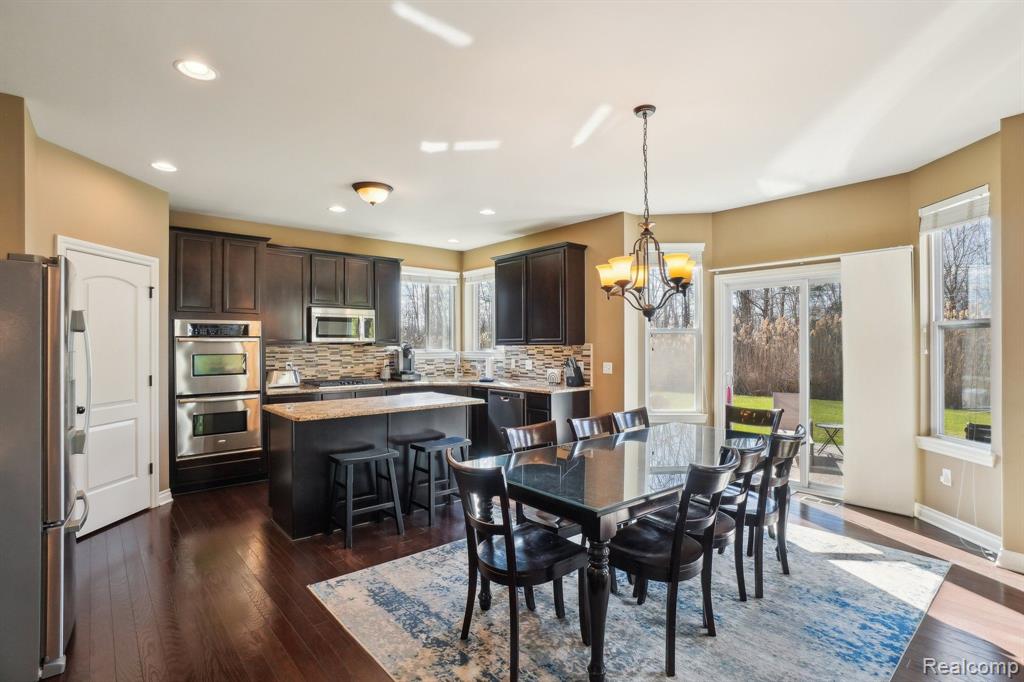 61223 BURNINGWOOD Drive, Washington, MI — Photo 8