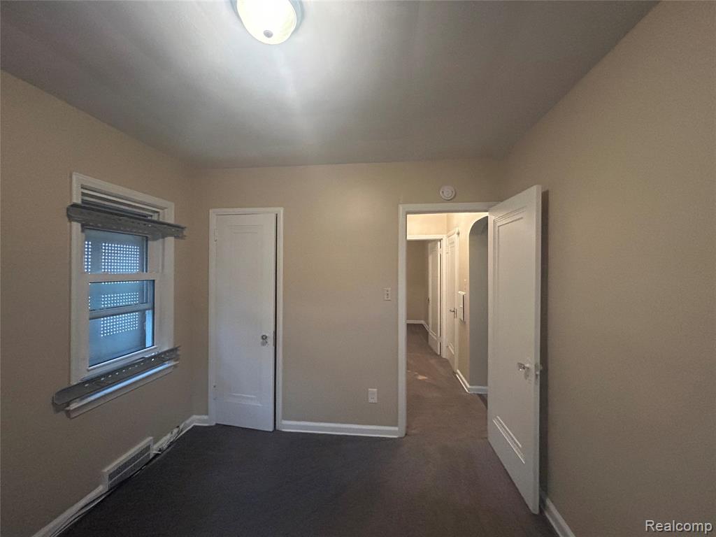5290 University Place, Detroit, MI 48224 — Photo 13