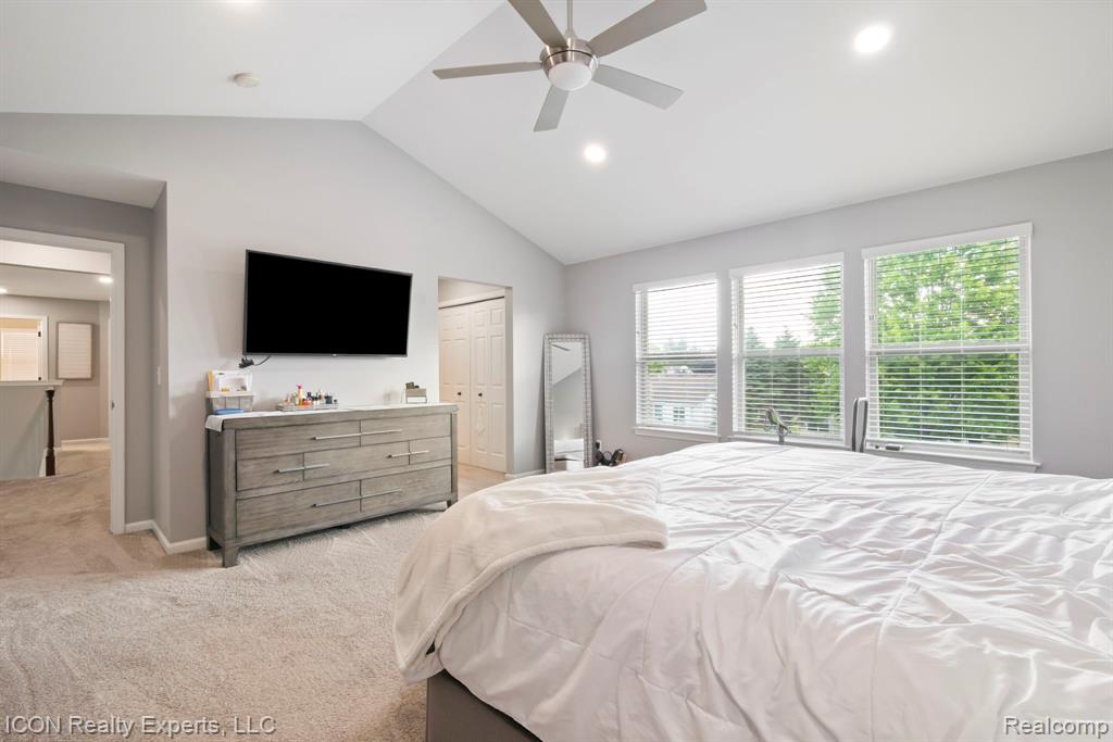 884 Grandview Drive, Commerce Twp, MI 48390 — Photo 25