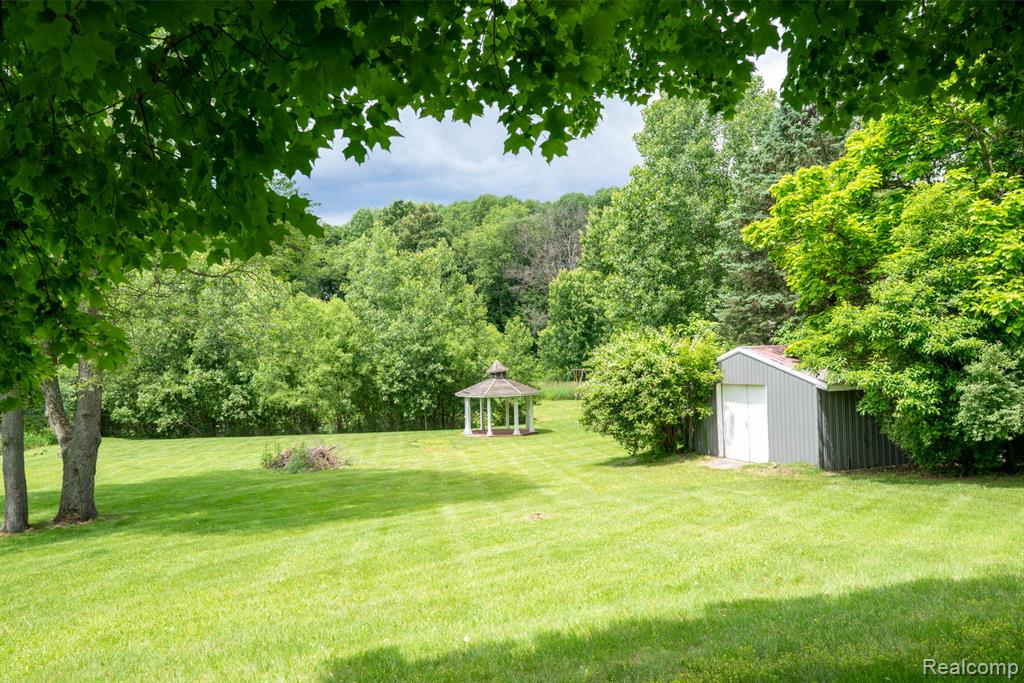 7333 Toma Road, Dexter, MI 48130 — Photo 13