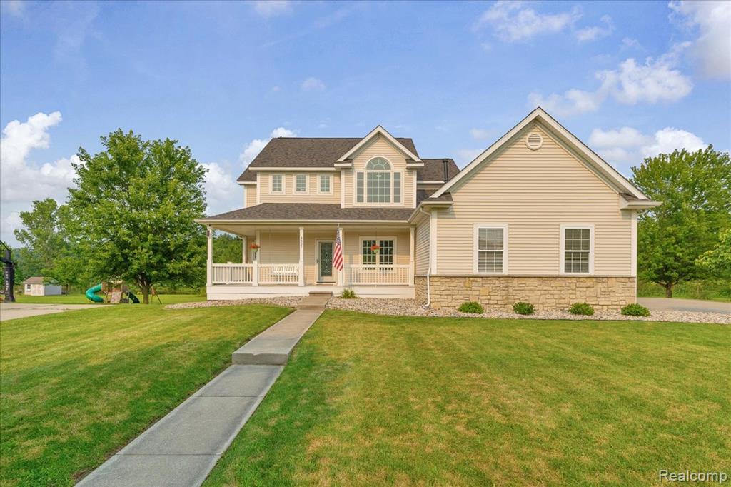 8327 Parkside Drive, Grand Blanc, MI 48439 — Photo 2