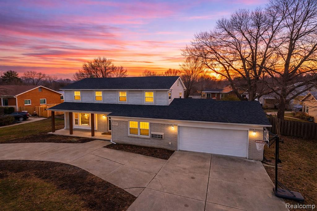 25234 Chapelweigh Drive, Farmington Hills, MI, 48336