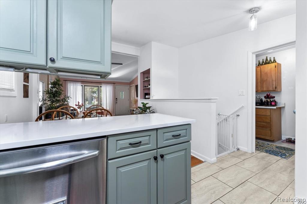 500 Provincetown Lane, Plymouth, MI 48170 — Photo 10