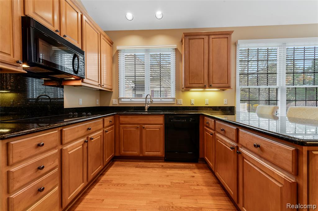 16680 Lyonhurst Circle, Northville, MI 48168 — Photo 6