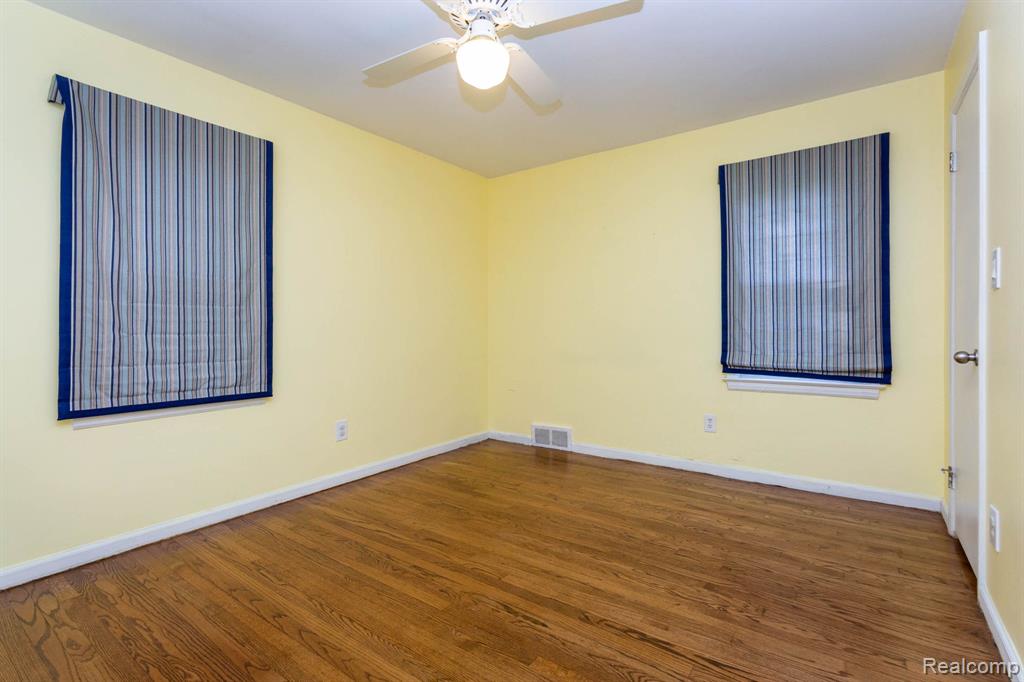 4237 Wakefield Road, Berkley, MI 48072 — Photo 15