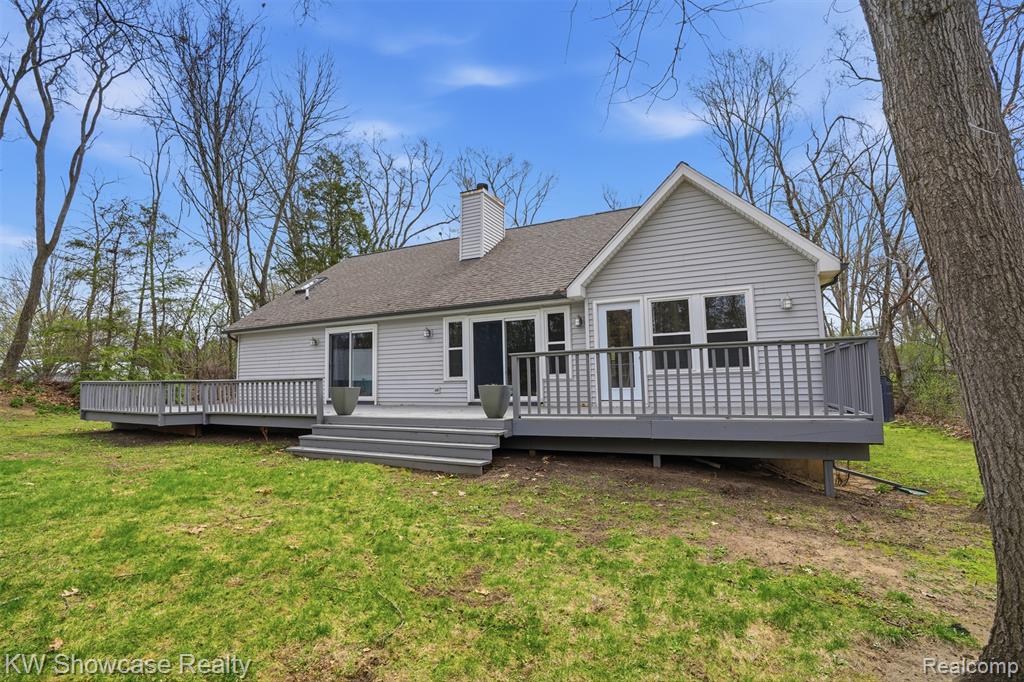 9842 Cedar Island Road, White Lake, MI — Photo 35