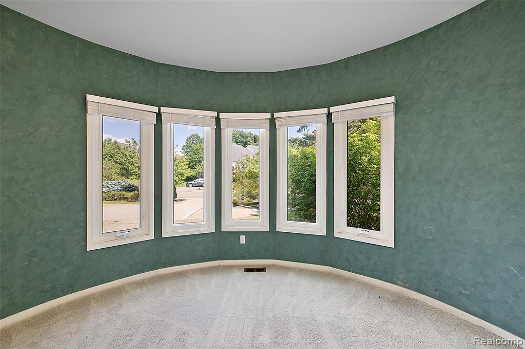 6358 Golden Lane, West Bloomfield, MI — Photo 52