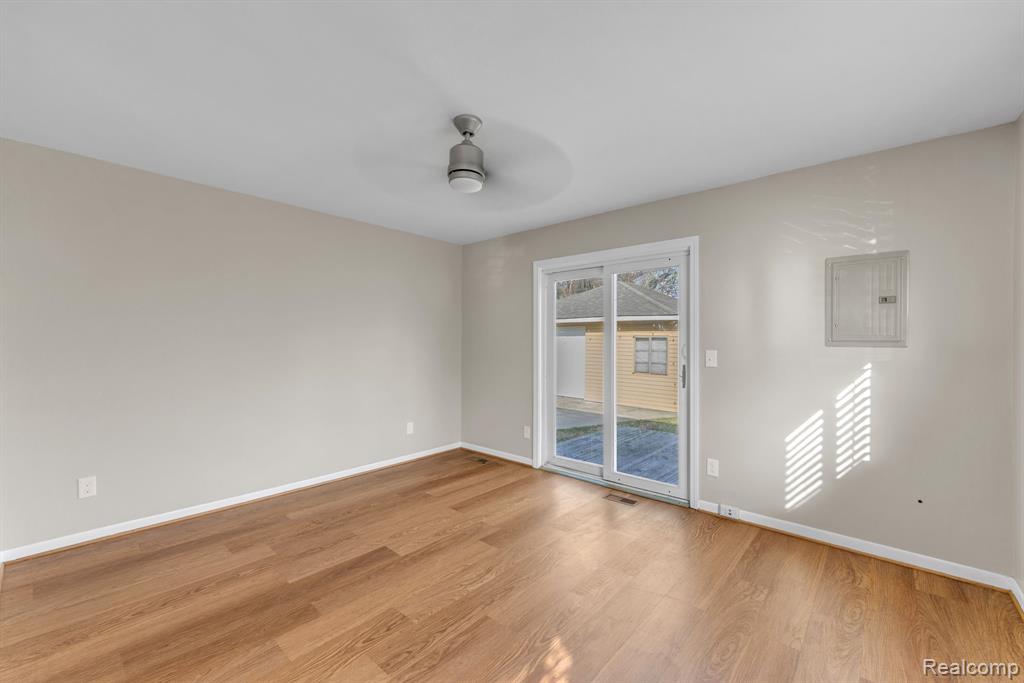 4475 Ziegler Street, Dearborn Heights, MI 48125 — Photo 14