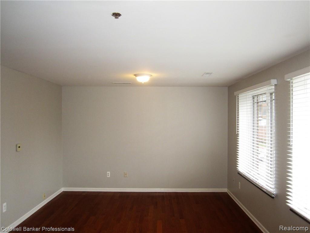 610 E Eleven Mile Road, Royal Oak, MI 48067 — Photo 8