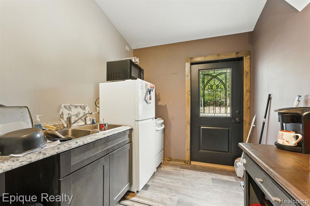 502 W State Street, Hastings, MI 49058 — Photo 13