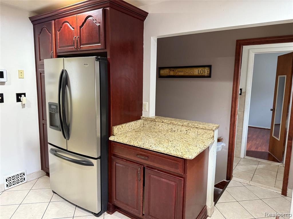 6947 N Charlesworth Street, Dearborn Heights, MI 48127 — Photo 6