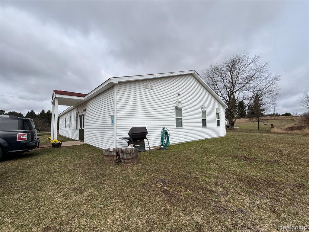 9484 210TH Avenue, Reed City, MI 49677 — Photo 18