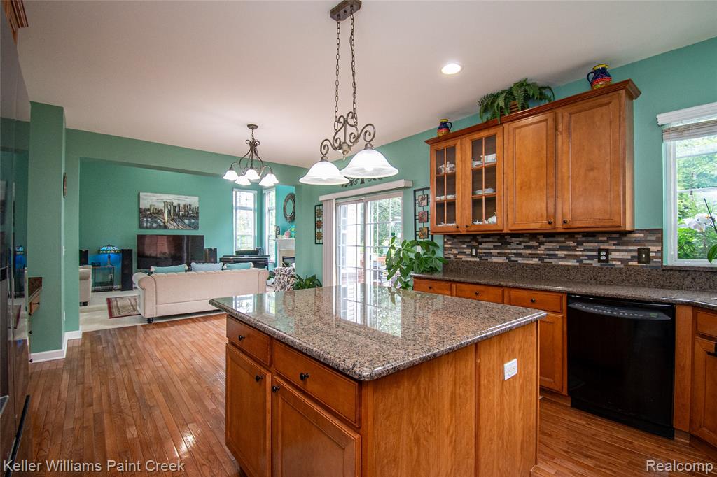 16550 Mulberry Way, Northville, MI 48168 — Photo 16