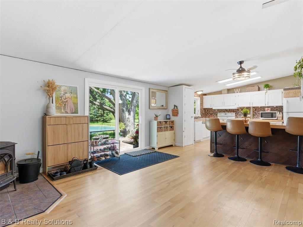 60455 Bates Road, New Haven, MI 48048 — Photo 43