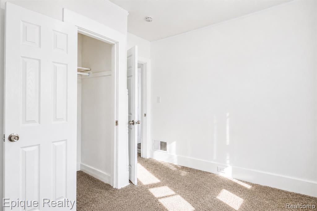 64 Glendale Street, Highland Park, MI 48203 — Photo 22