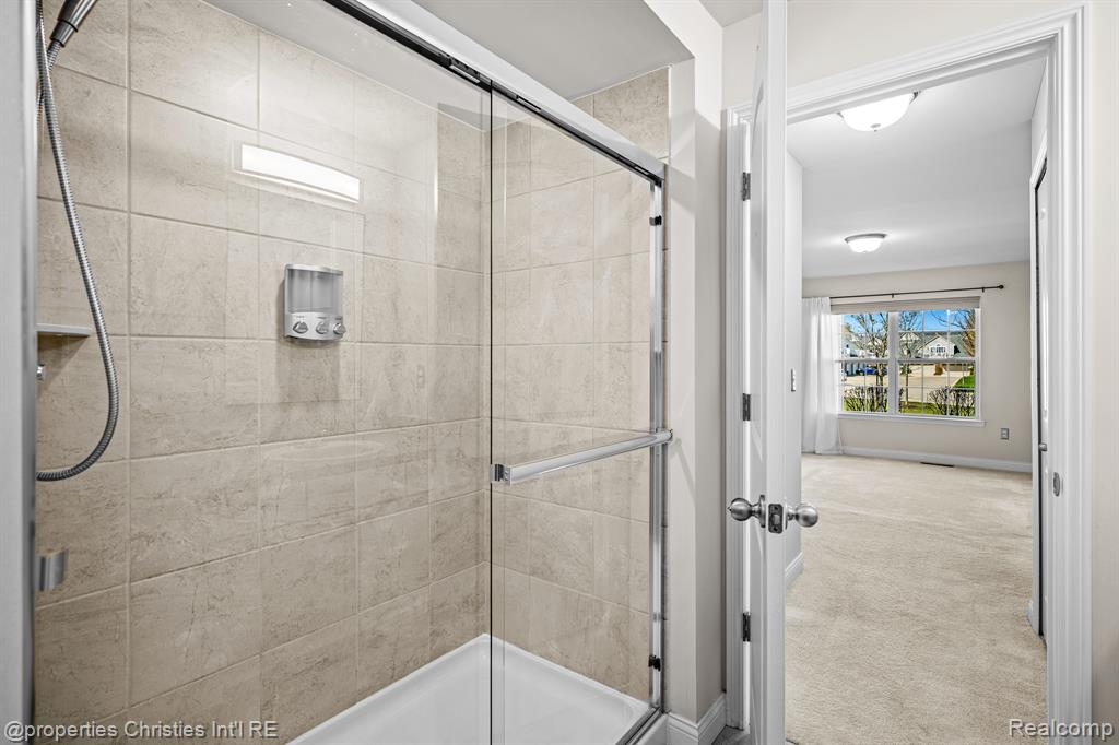 45622 ARAGON Lane, Canton, MI 48187 — Photo 18
