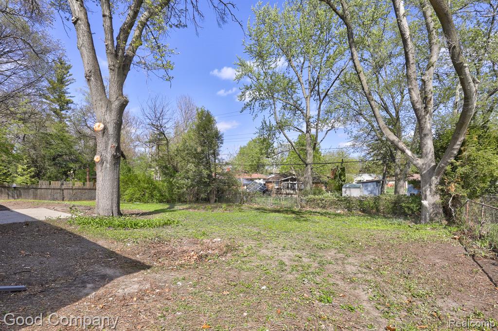 24250 Majestic Street, Oak Park, MI 48237 — Photo 52