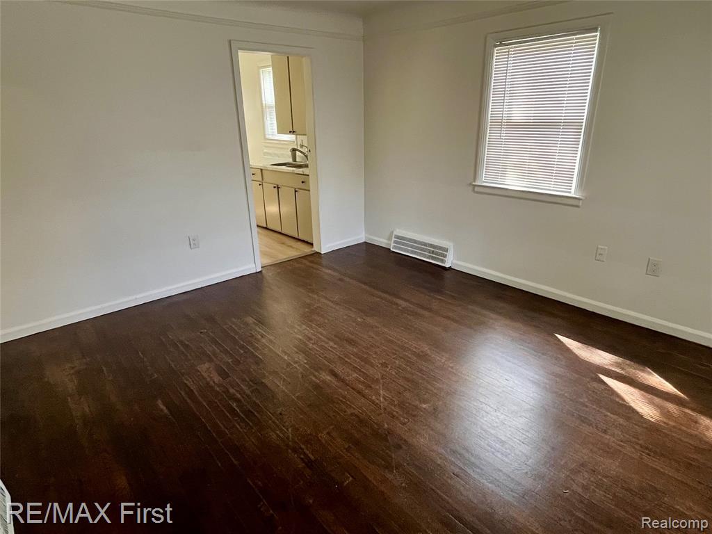 70 E Rutgers Avenue, Pontiac, MI 48340 — Photo 5