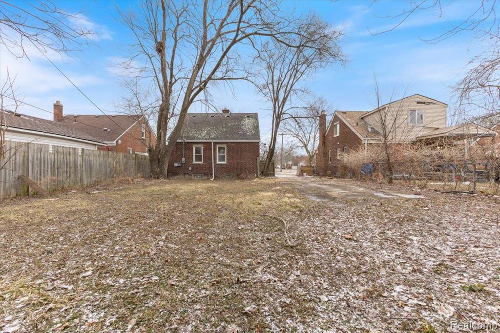 6303 UNIVERSITY, Detroit, MI 48224 — Photo 19