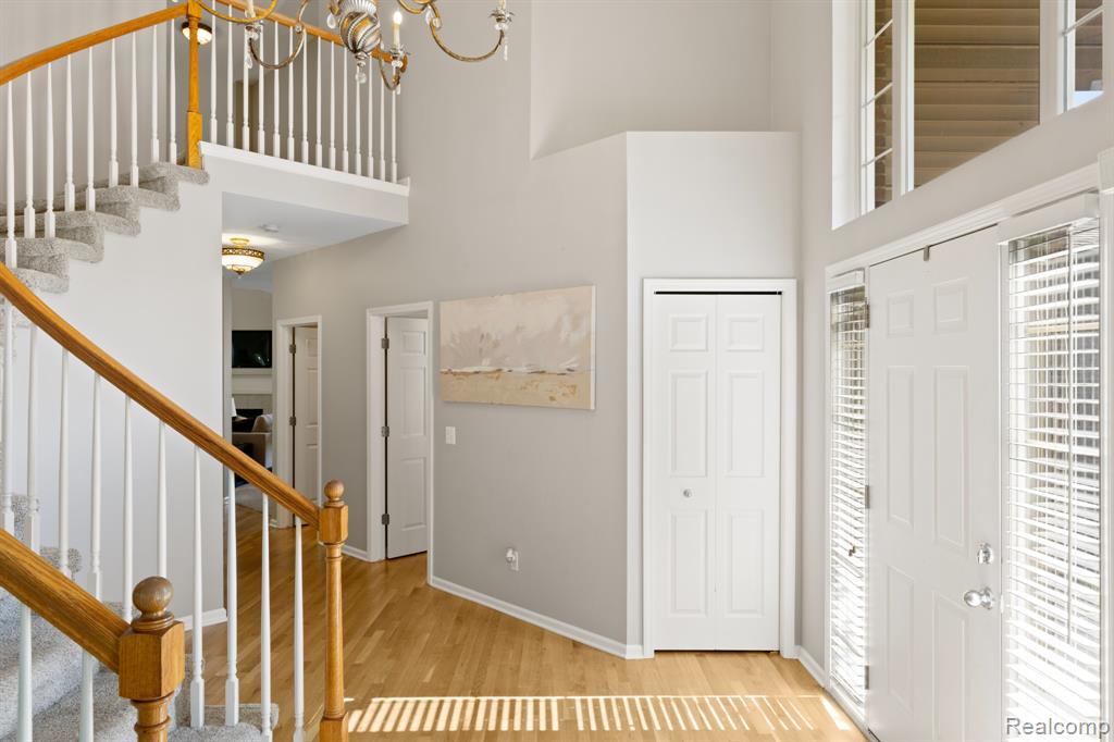 5634 Plantation Drive, Commerce Twp, MI 48382 — Photo 10
