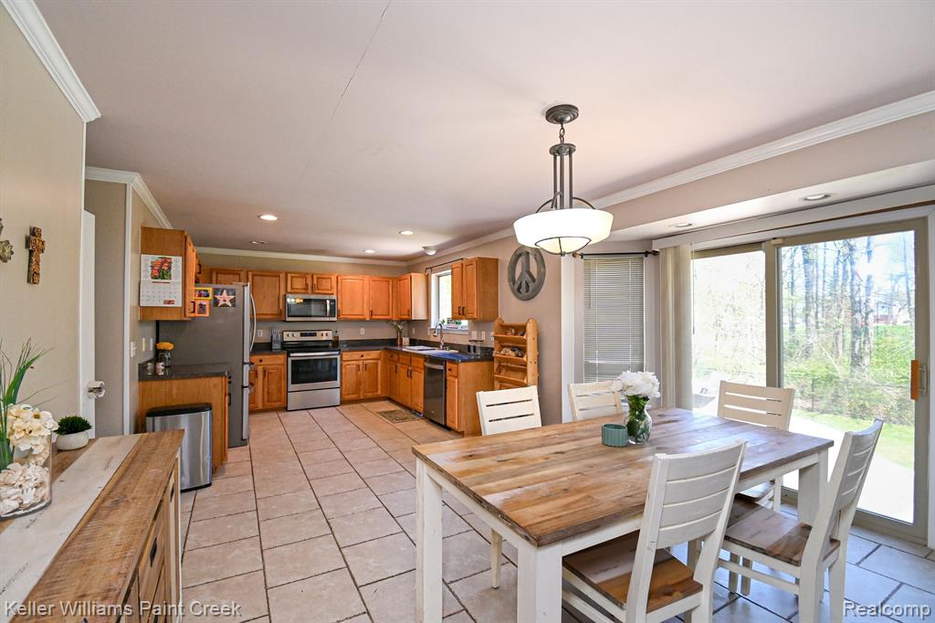 51466 PROMENADE Lane, New Baltimore, MI 48047 — Photo 14