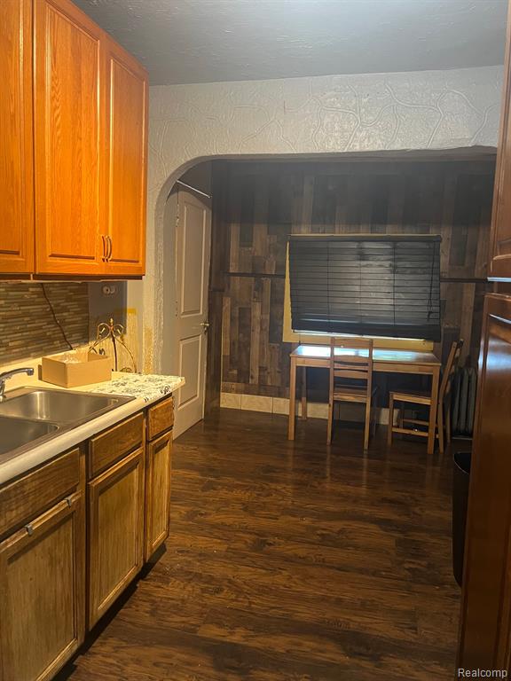 5657 SPRINGWELLS Street, Detroit, MI 48210 — Photo 3