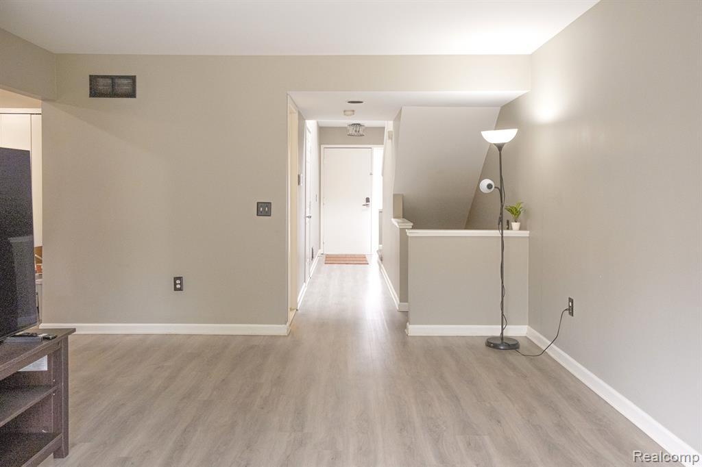 726 HAMILTON, Rochester Hills, MI 48307 — Photo 6