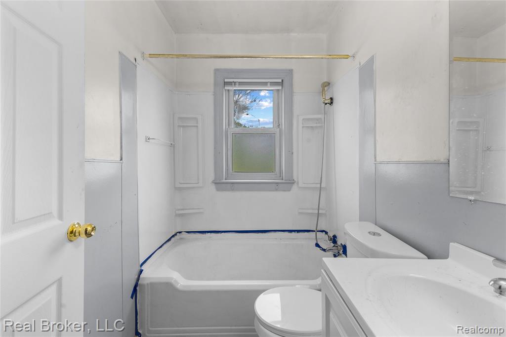 13576 Warwick Street, Detroit, MI 48223 — Photo 11