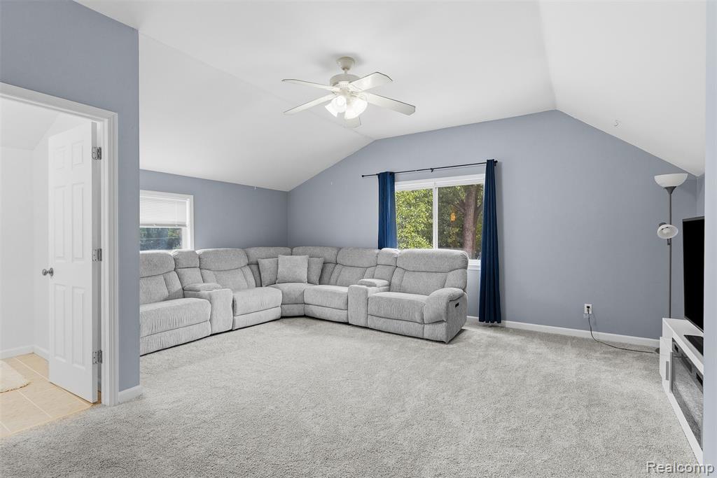 2496 Stockbridge Street, Burton, MI 48509 — Photo 26