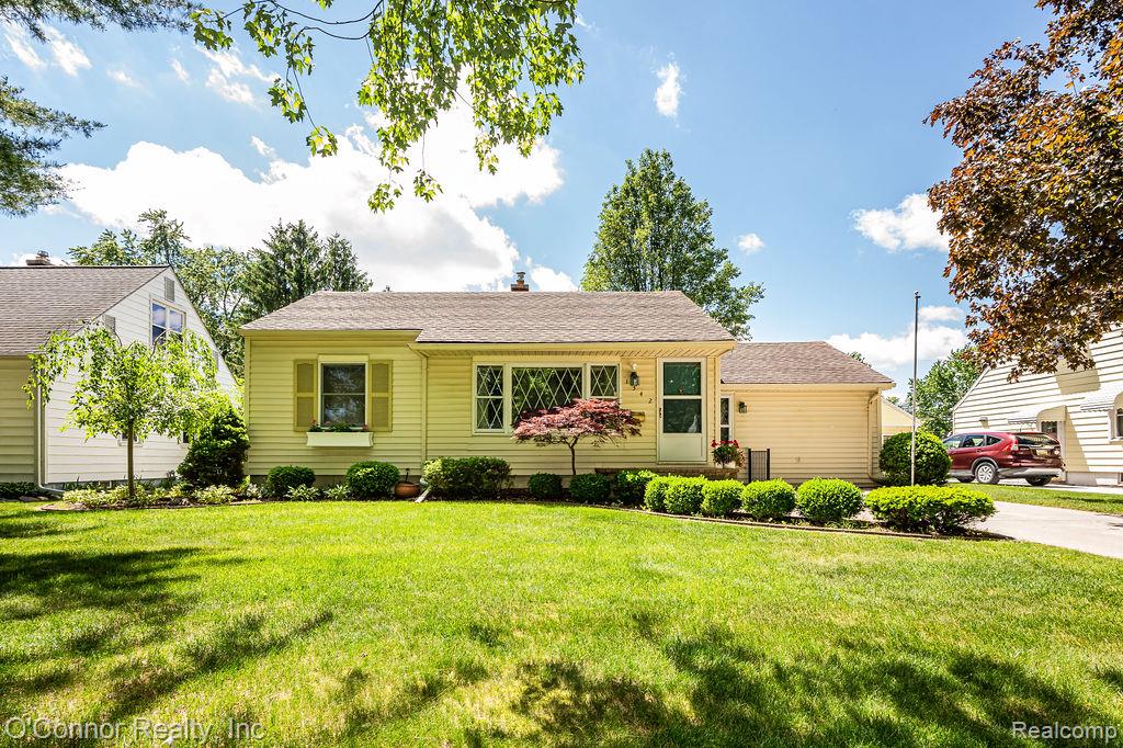 1342 Minnesota Avenue, Marysville, MI 48040 — Photo 8