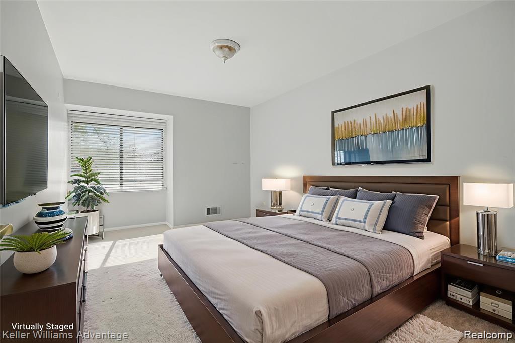 5321 Fairway Lane, West Bloomfield, MI 48323 — Photo 21