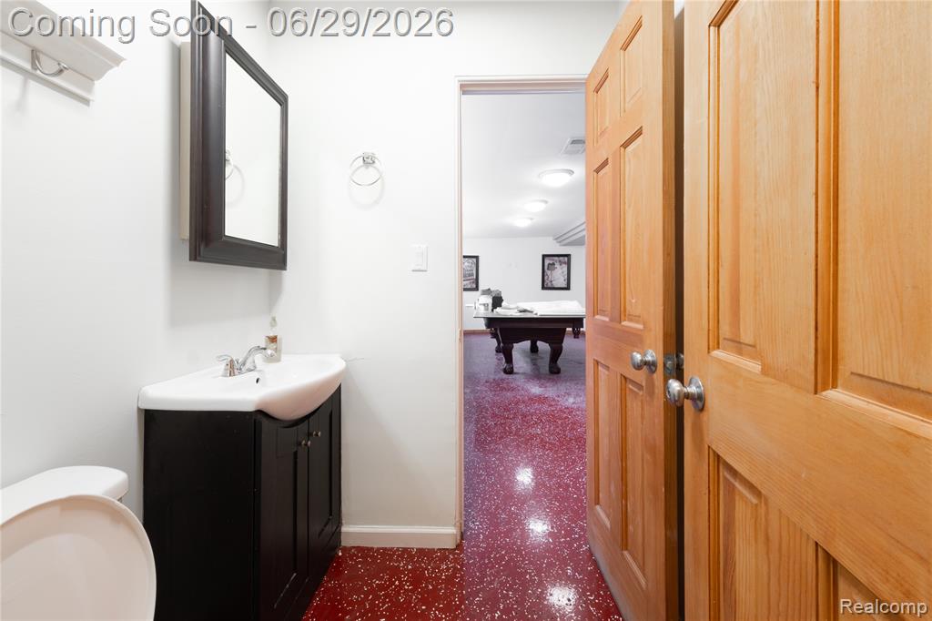 622 Sunningdale Drive, Grosse Pointe, MI 48236 — Photo 34
