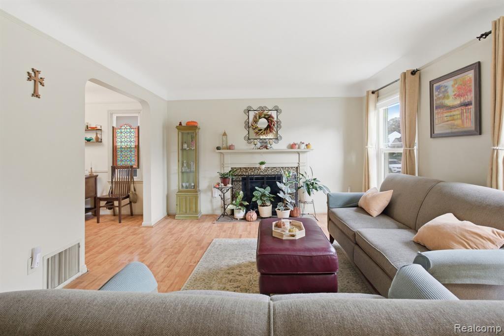 925 N Mildred Street, Dearborn, MI 48128 — Photo 23