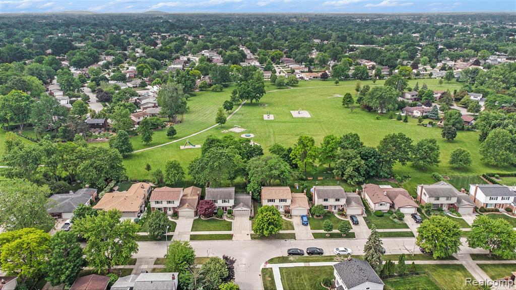 43863 Brandywyne Road, Canton, MI 48187 — Photo 47