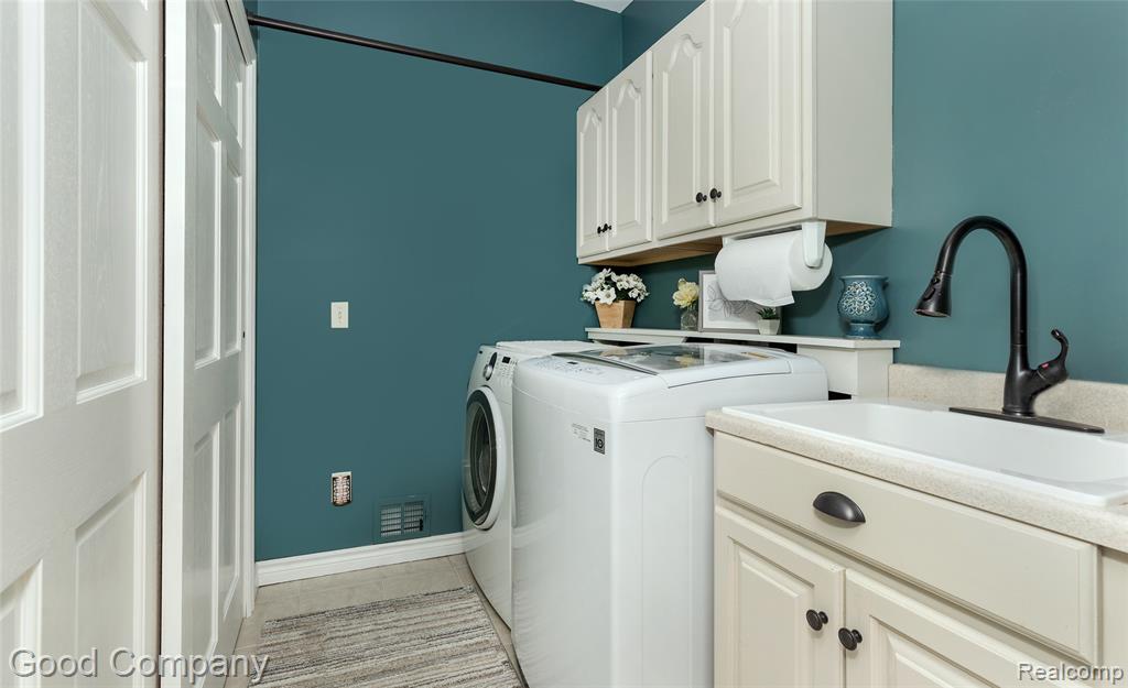 7526 Summer Breeze Trail, Howell, MI 48843 — Photo 25