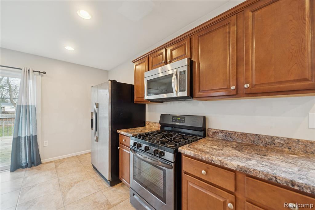 520 Andrew Avenue, Jackson, MI 49202 — Photo 21