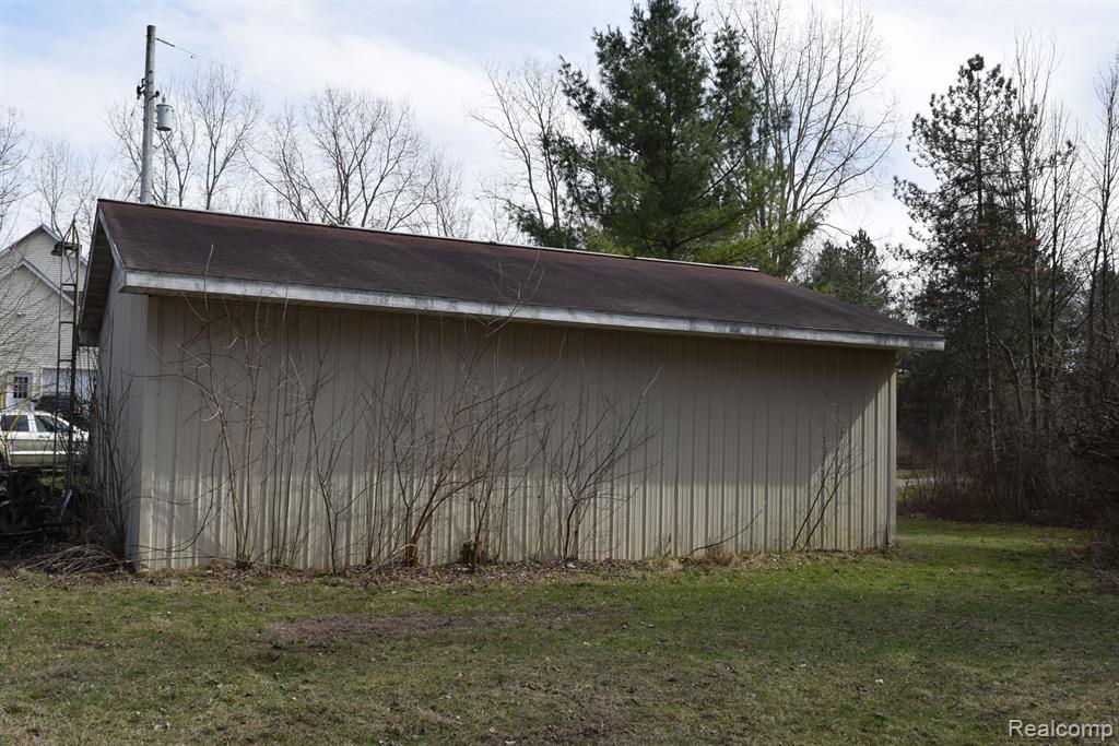 4440 N ELMS Road, Flushing, MI 48433 — Photo 24