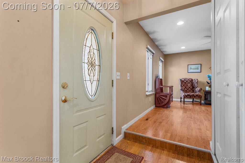 45361 Indian Creek Drive, Canton, MI 48187 — Photo 4