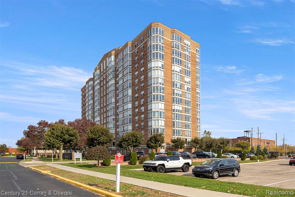250 E Harbortown Drive, 708, Detroit, MI 48207 — Photo 3
